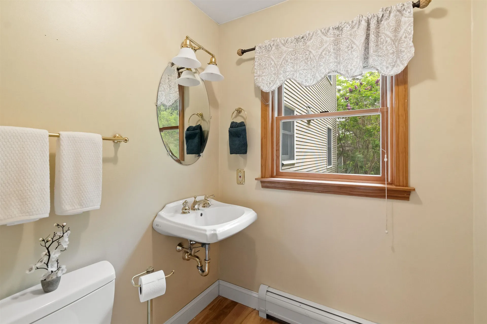 697 East Hill Road Richmond VT 05477