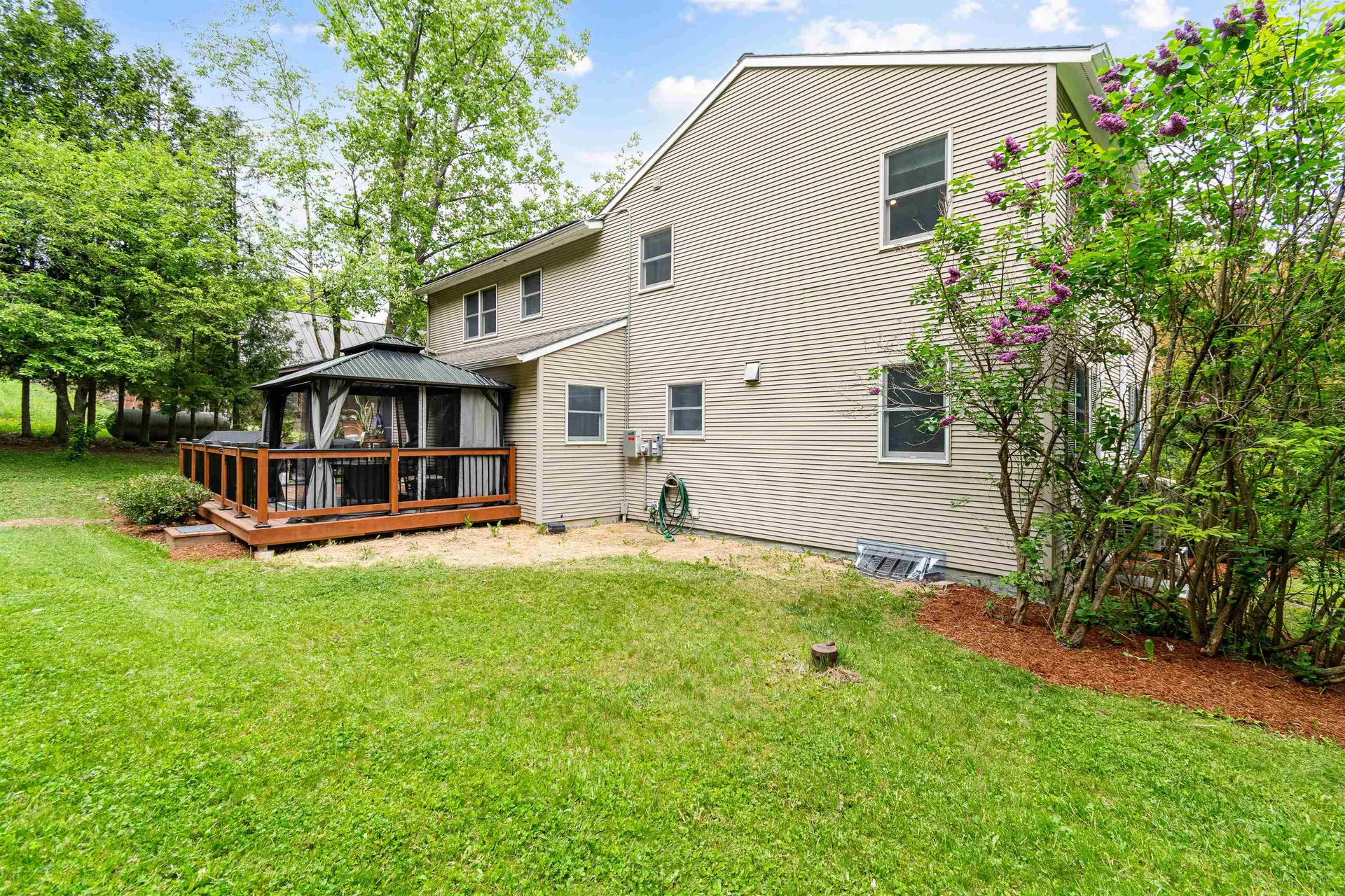 697 East Hill Road Richmond VT 05477