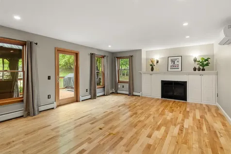 697 East Hill Road Richmond VT 05477