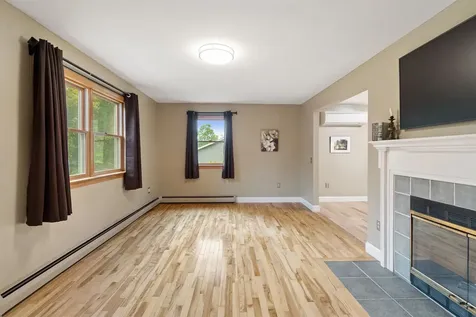 697 East Hill Road Richmond VT 05477