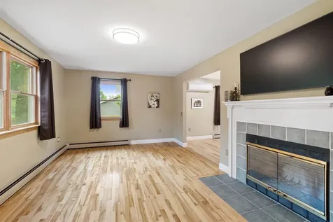 697 East Hill Road Richmond VT 05477