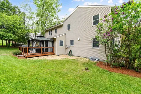 697 East Hill Road Richmond VT 05477