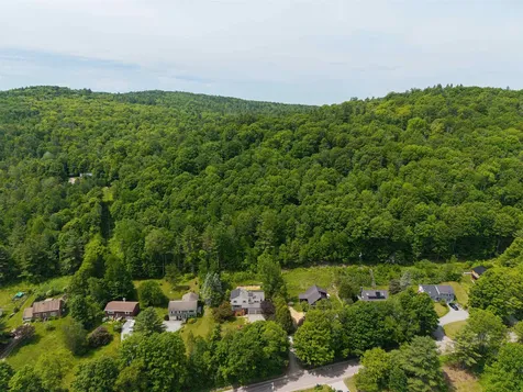 697 East Hill Road Richmond VT 05477