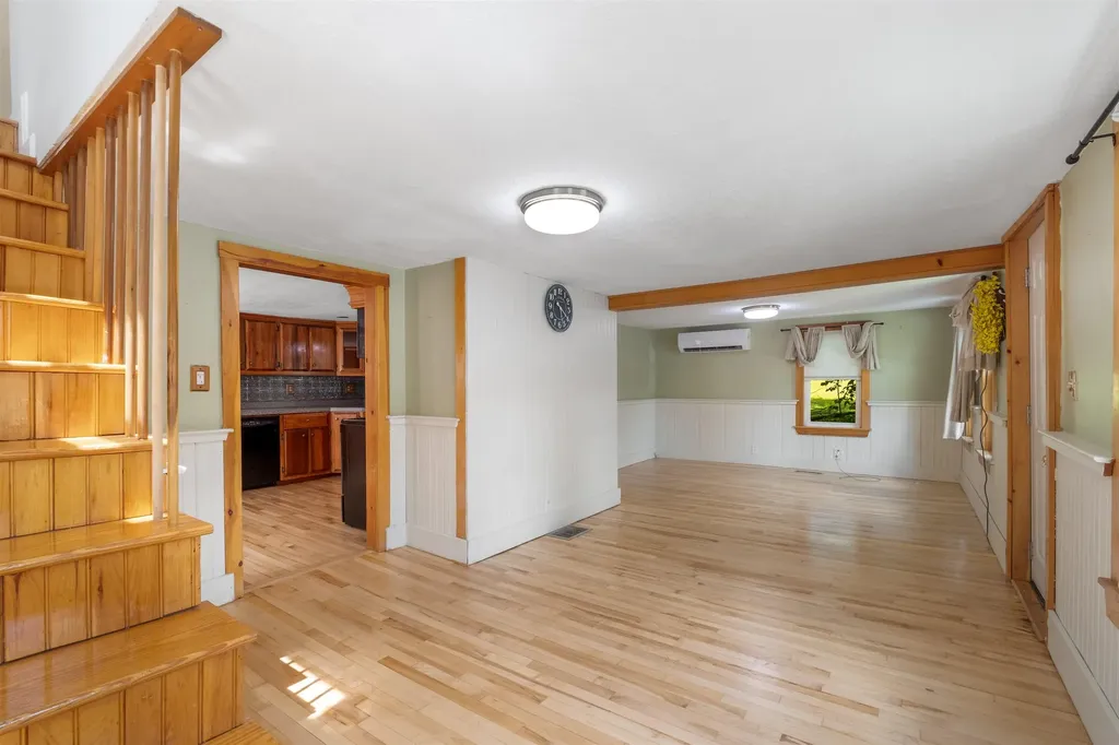 74 Glen Street Farmington NH 03835