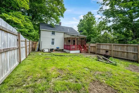 74 Glen Street Farmington NH 03835