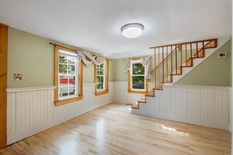 74 Glen Street Farmington NH 03835