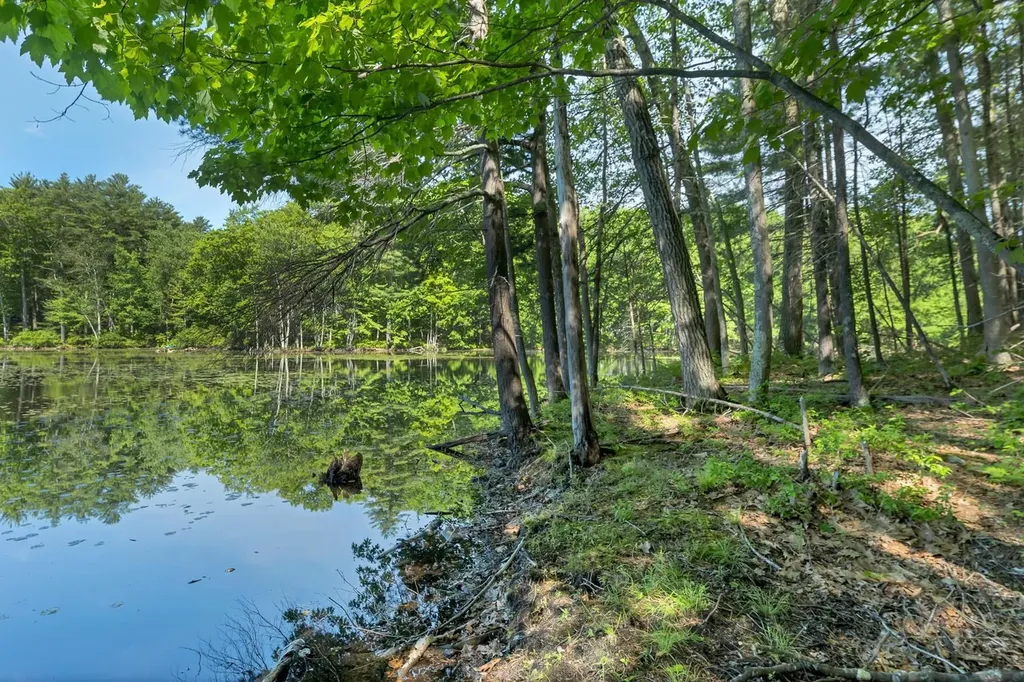 40 Norwood Road Salem NH 03079