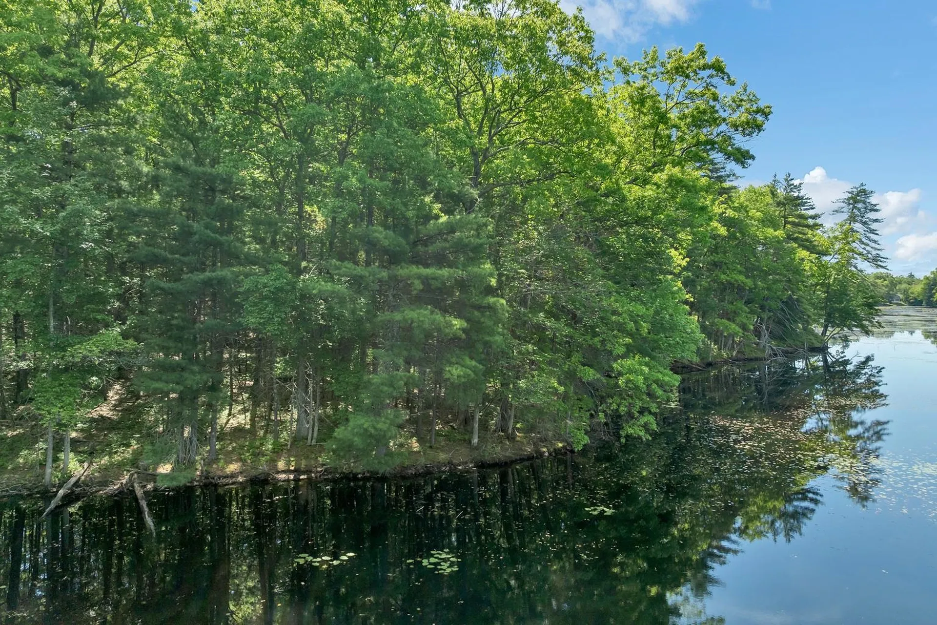 40 Norwood Road Salem NH 03079