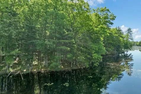 40 Norwood Road Salem NH 03079