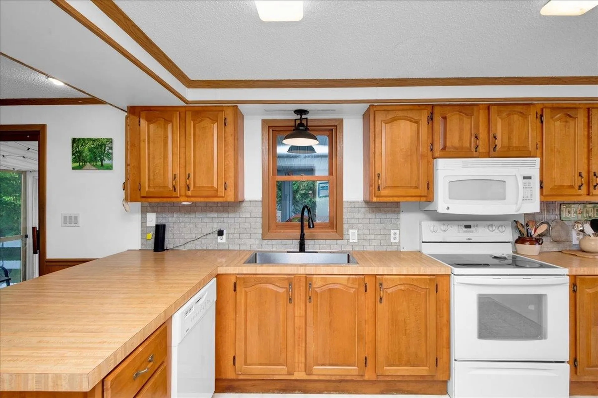 107 Williston Woods Road Williston VT 05495-9584