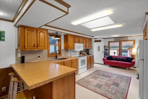 107 Williston Woods Road Williston VT 05495-9584
