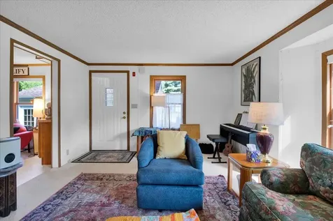 107 Williston Woods Road Williston VT 05495-9584