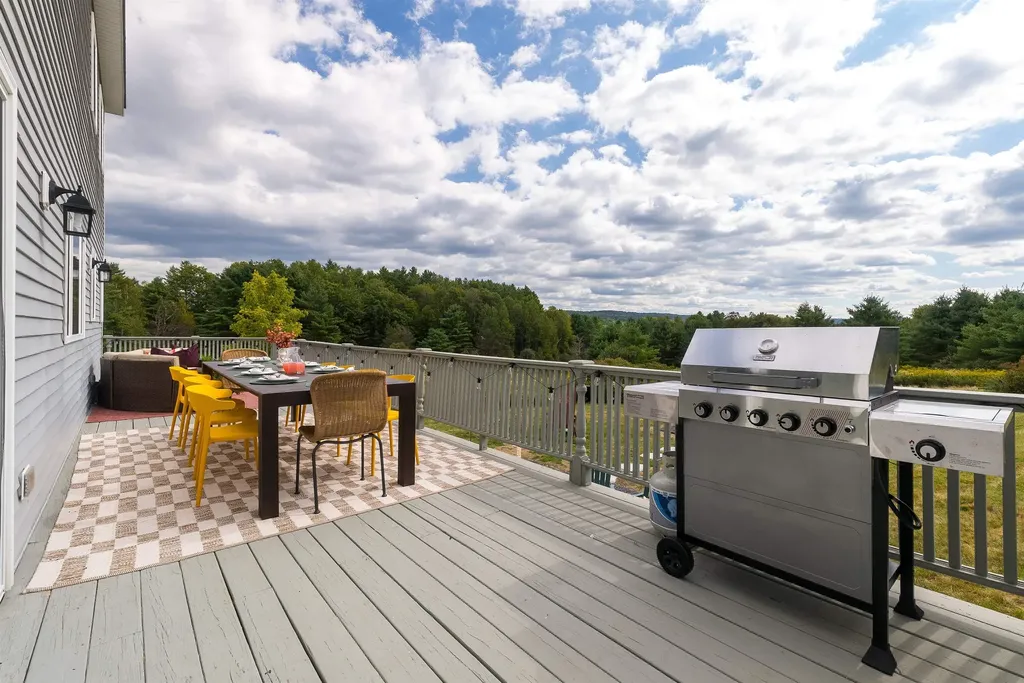 471 Crosstown Road Berlin VT 05602