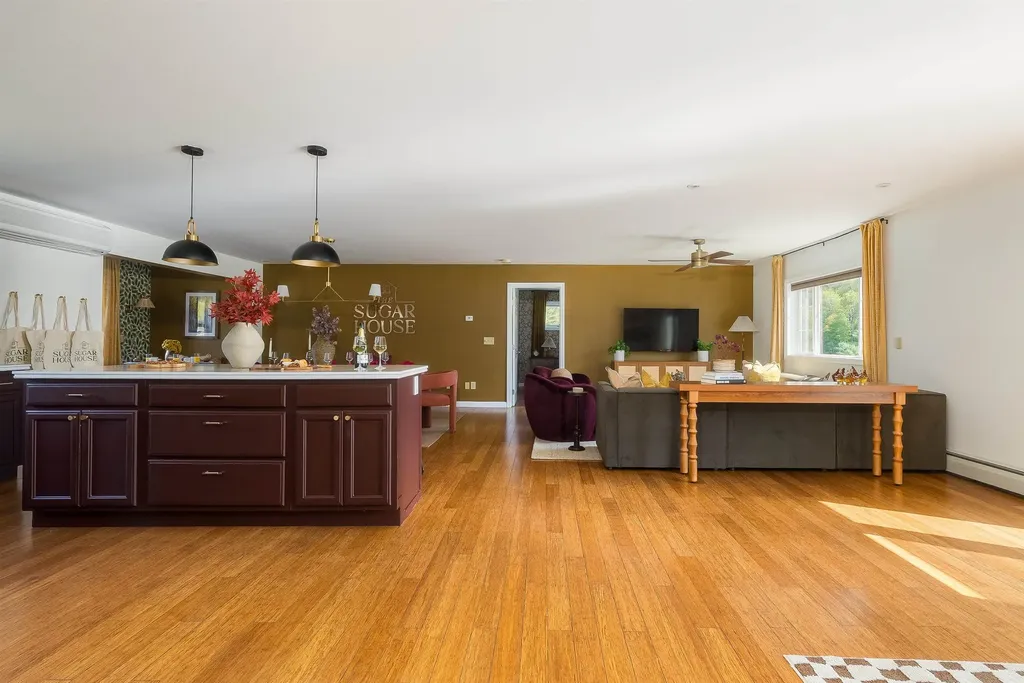 471 Crosstown Road Berlin VT 05602