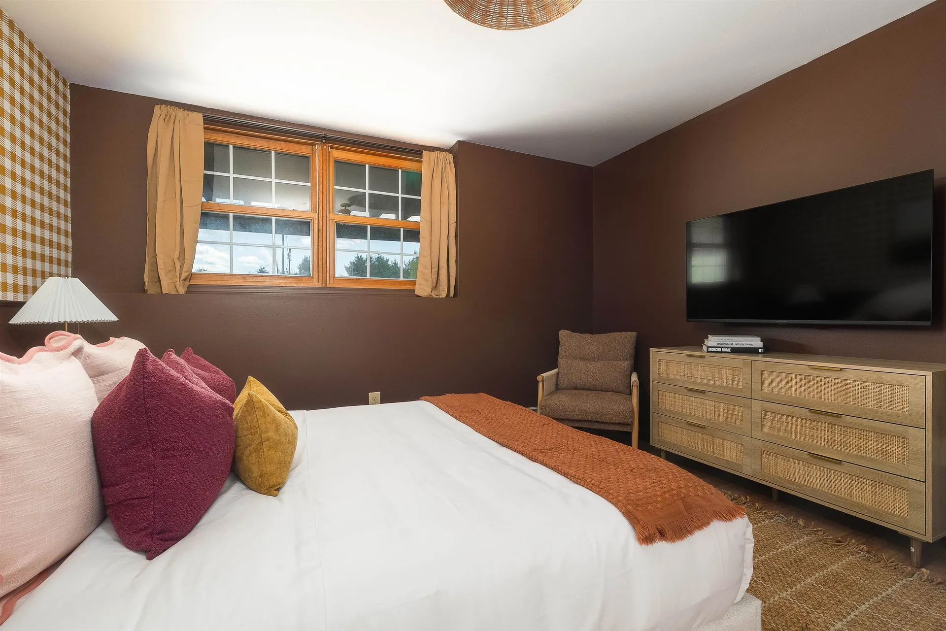471 Crosstown Road Berlin VT 05602