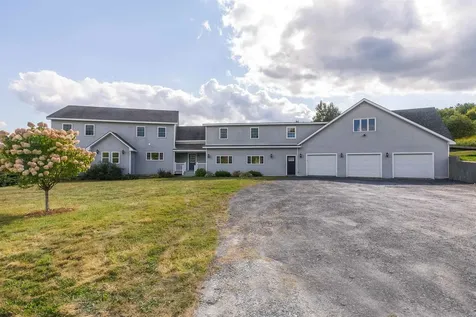 471 Crosstown Road Berlin VT 05602