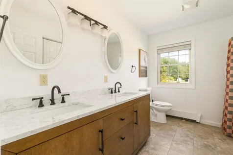 471 Crosstown Road Berlin VT 05602