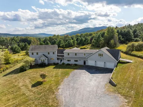 471 Crosstown Road Berlin VT 05602