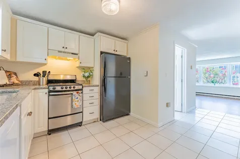 111 Stonegate Lane Derry NH 03038
