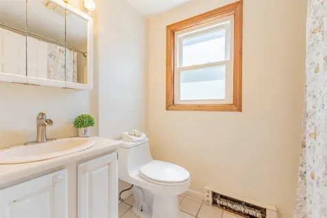 111 Stonegate Lane Derry NH 03038