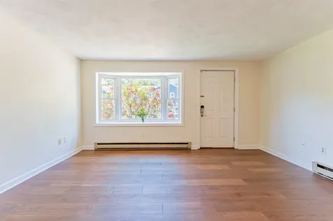 111 Stonegate Lane Derry NH 03038