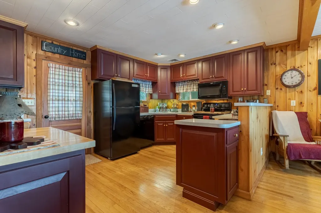 362 South Shore Road New Durham NH 03855