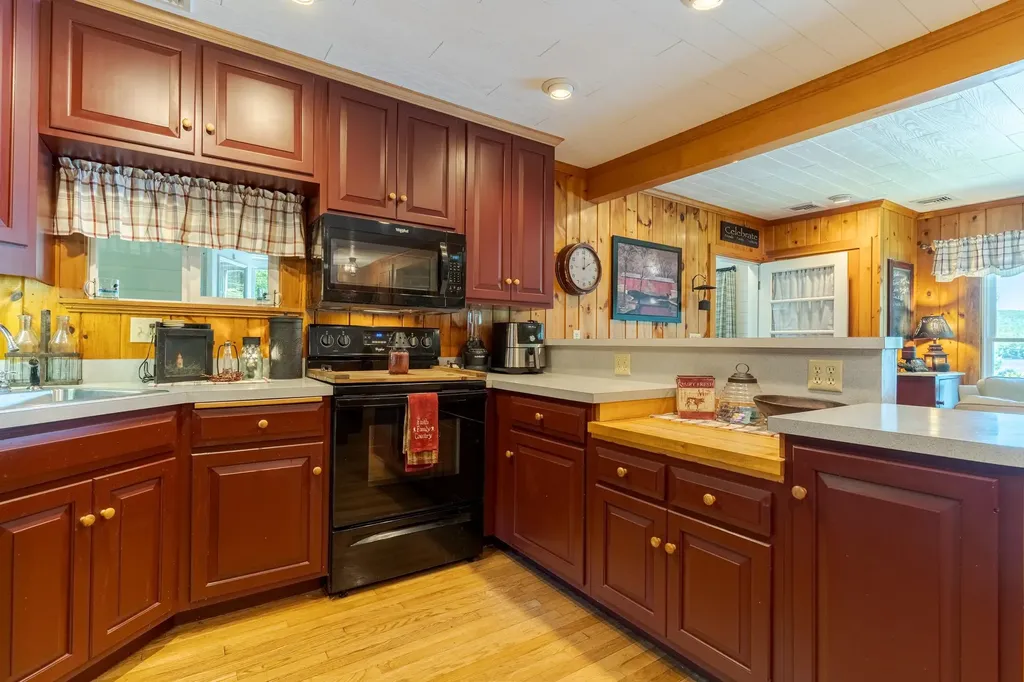 362 South Shore Road New Durham NH 03855