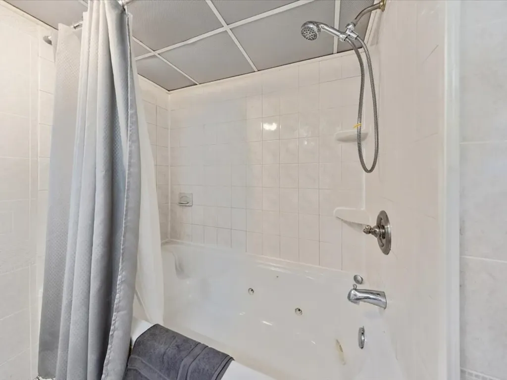 450 Hathaway Point Road St. Albans Town VT 05478