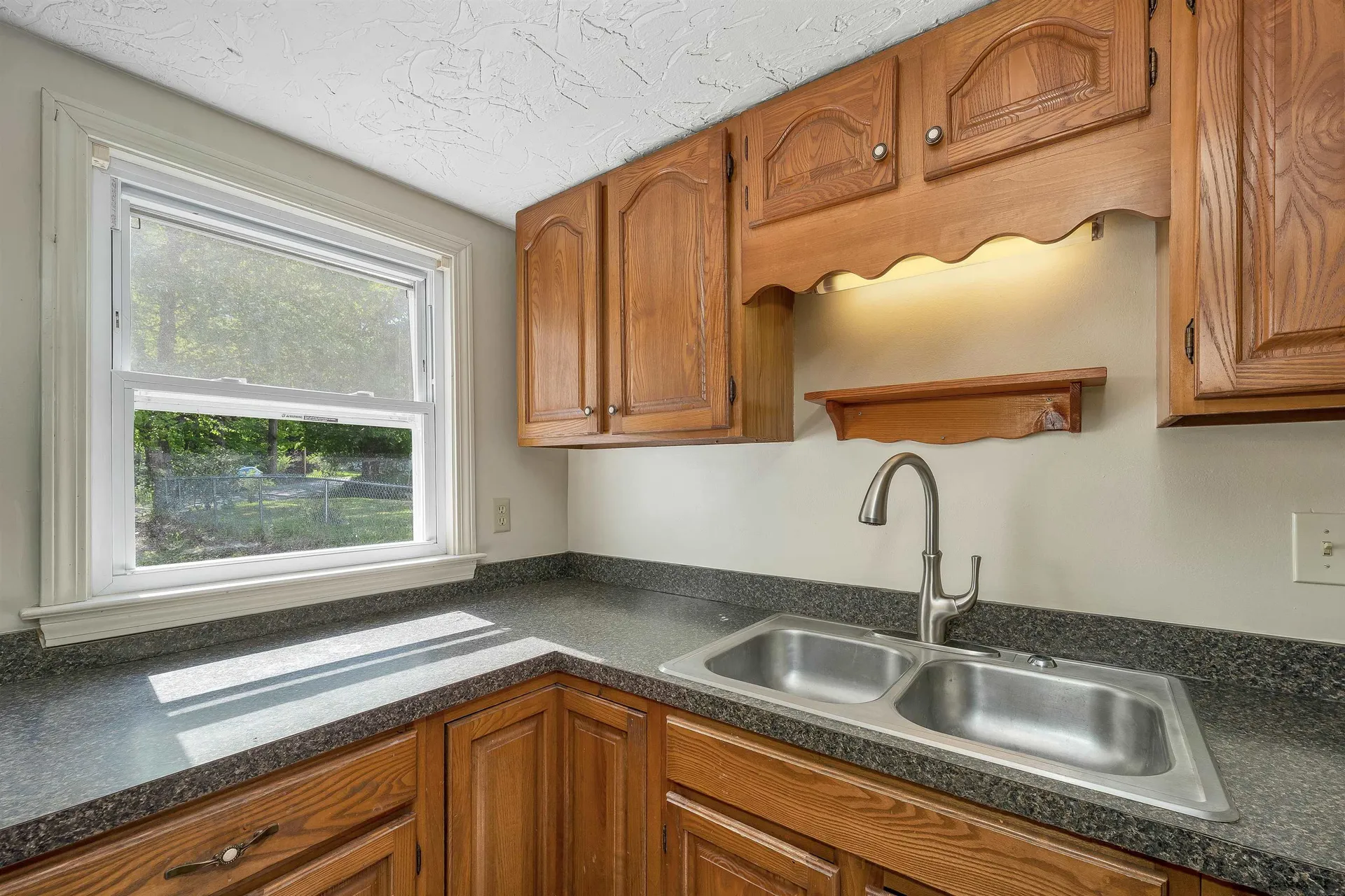 39 Summit Street Franklin NH 03235