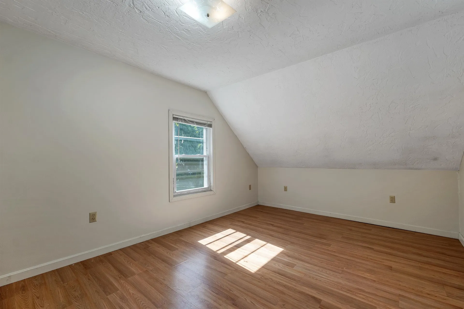 39 Summit Street Franklin NH 03235