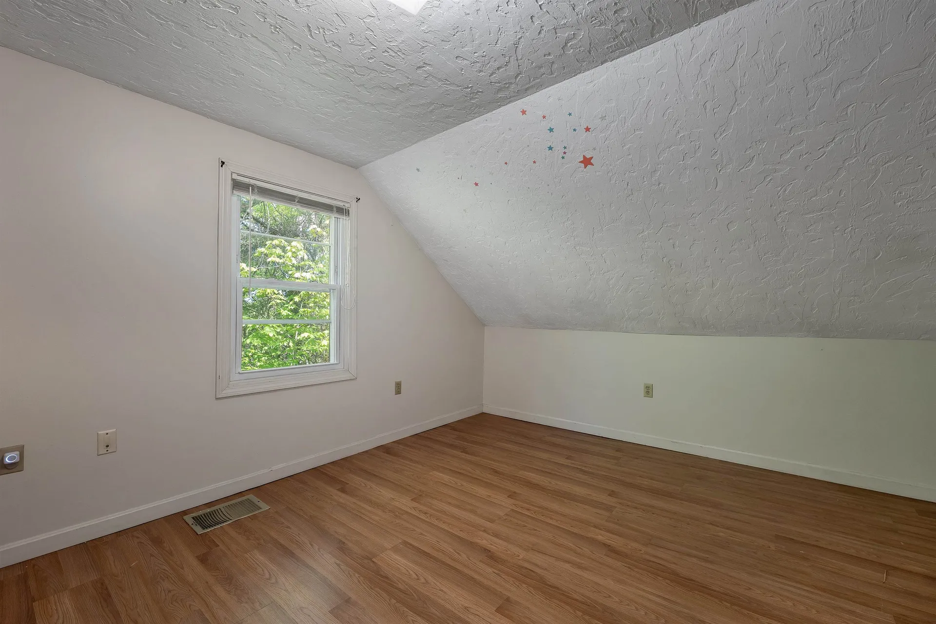 39 Summit Street Franklin NH 03235