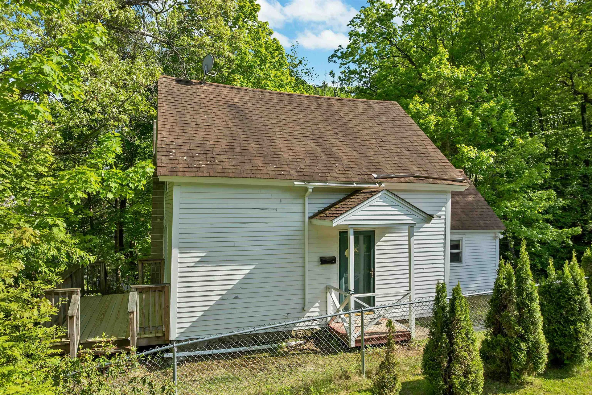 39 Summit Street Franklin NH 03235