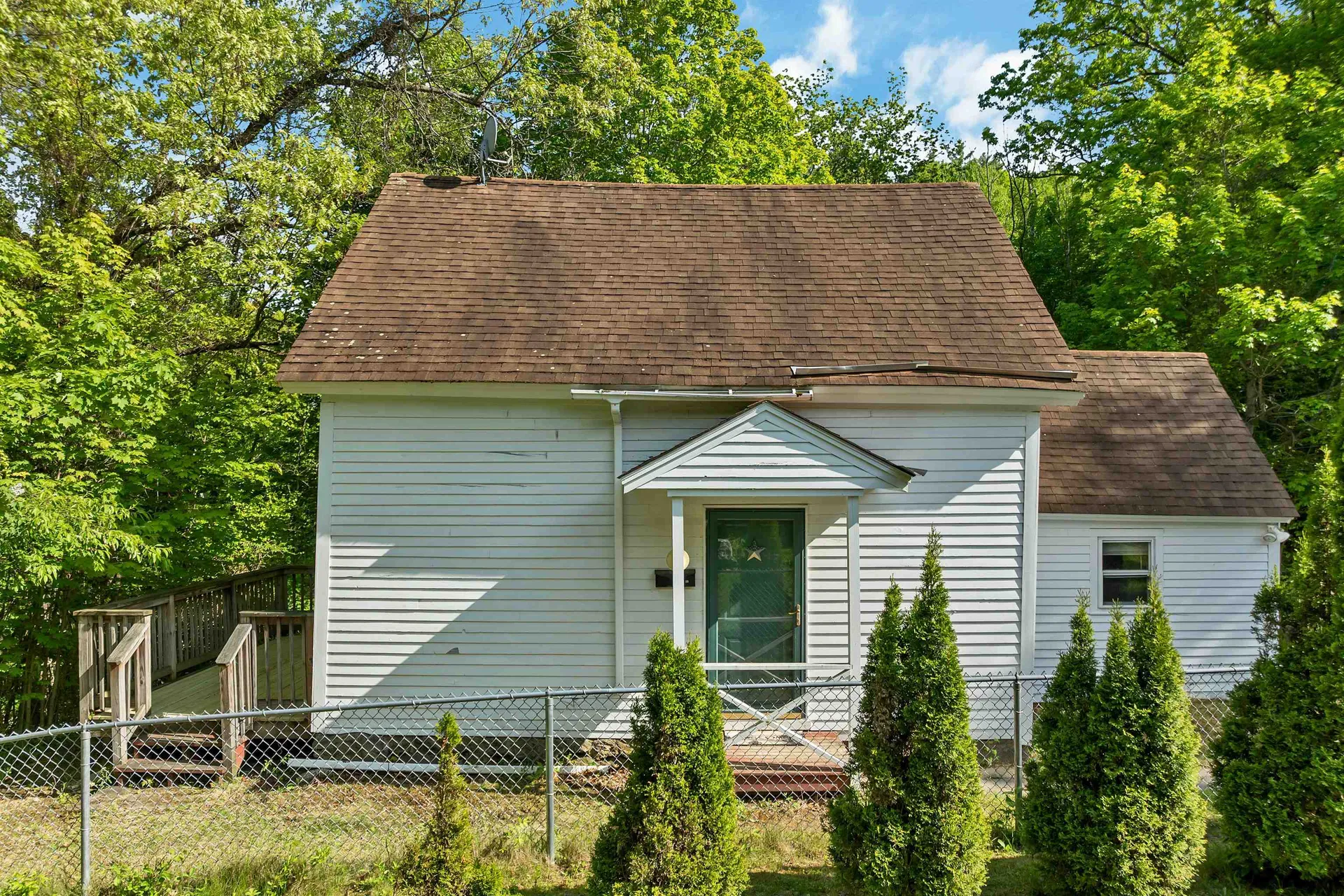 39 Summit Street Franklin NH 03235