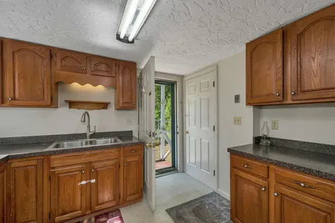 39 Summit Street Franklin NH 03235