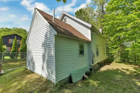 39 Summit Street Franklin NH 03235