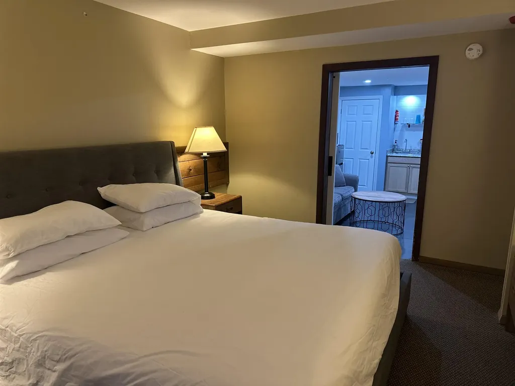 2955 White Mountain Highway Conway NH 03860