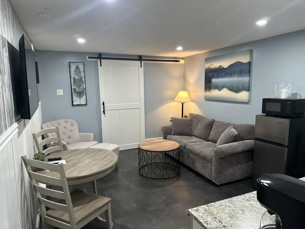 2955 White Mountain Highway Conway NH 03860