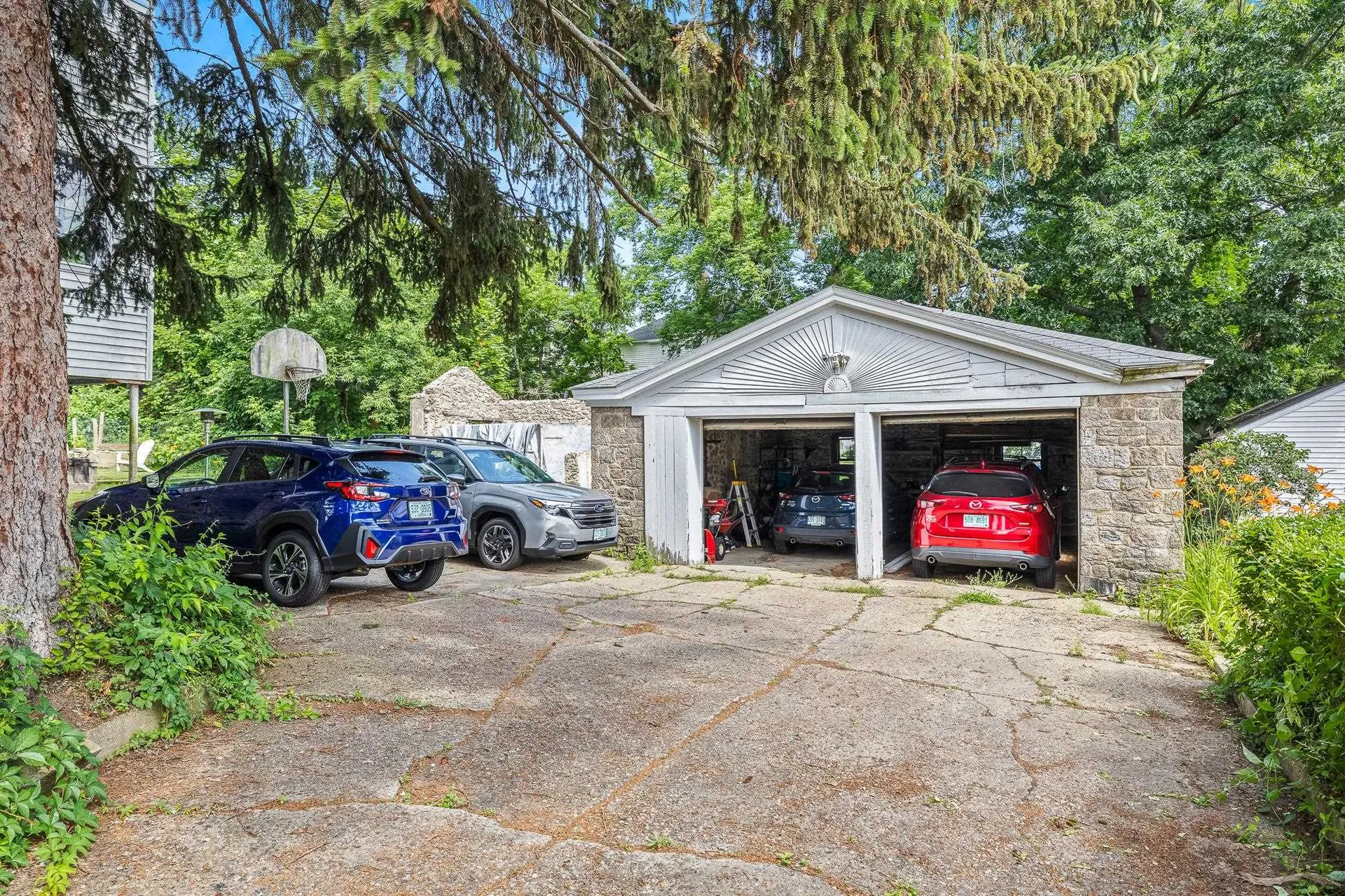 30 Rosedale Avenue Manchester NH 03103