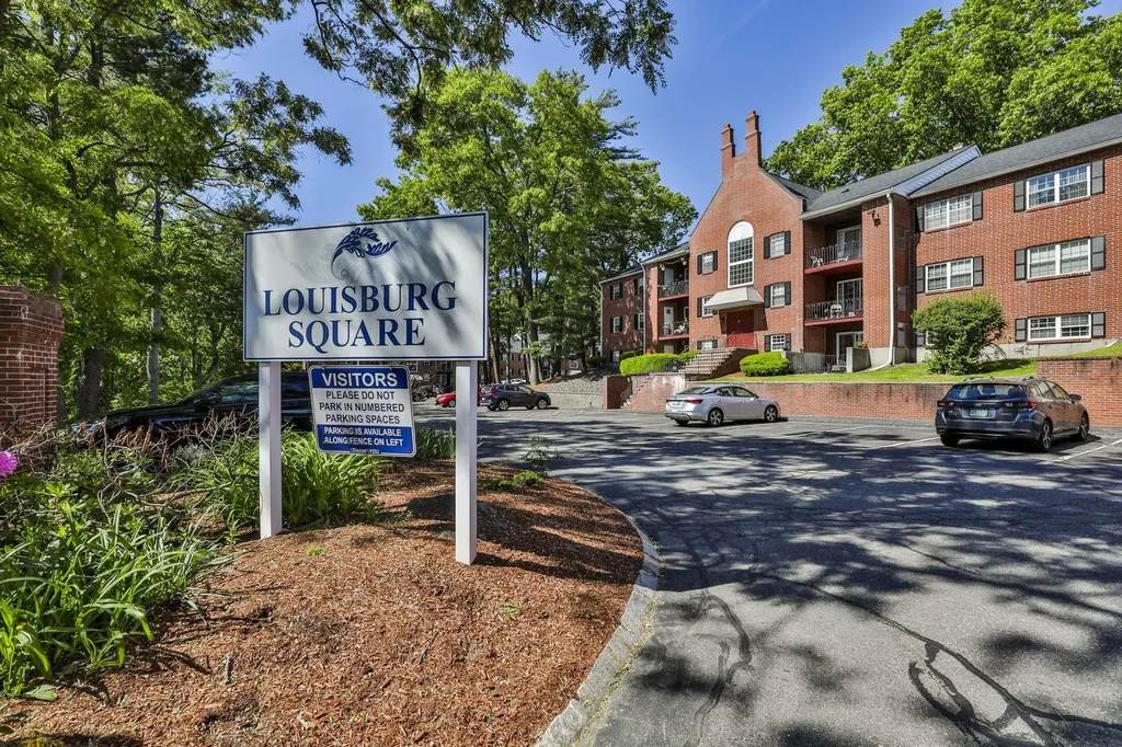 4 Unit 6 Louisburg Square Nashua NH 03060