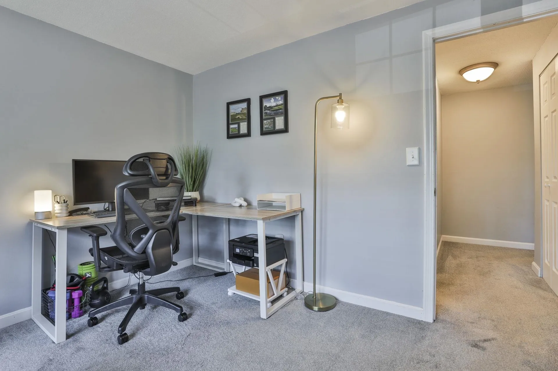 4 Louisburg Square Nashua NH 03060