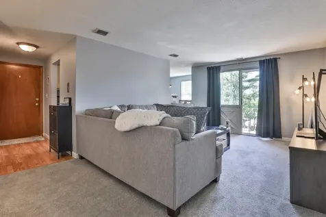 4 Unit 6 Louisburg Square Nashua NH 03060