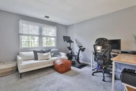 4 Unit 6 Louisburg Square Nashua NH 03060