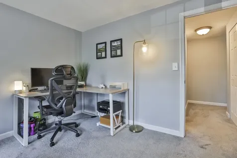 4 Unit 6 Louisburg Square Nashua NH 03060
