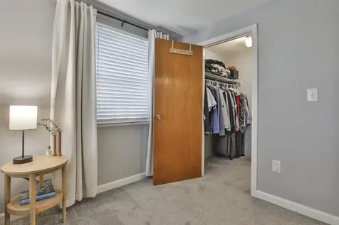 4 Unit 6 Louisburg Square Nashua NH 03060