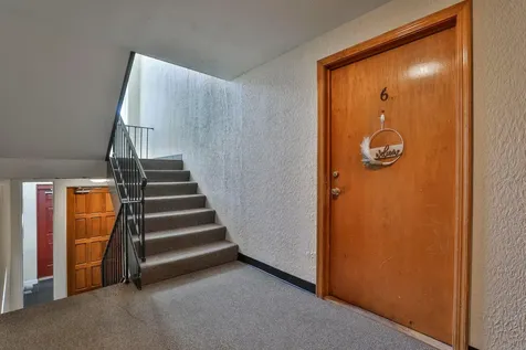 4 Unit 6 Louisburg Square Nashua NH 03060