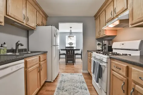 4 Unit 6 Louisburg Square Nashua NH 03060