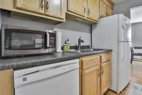 4 Unit 6 Louisburg Square Nashua NH 03060