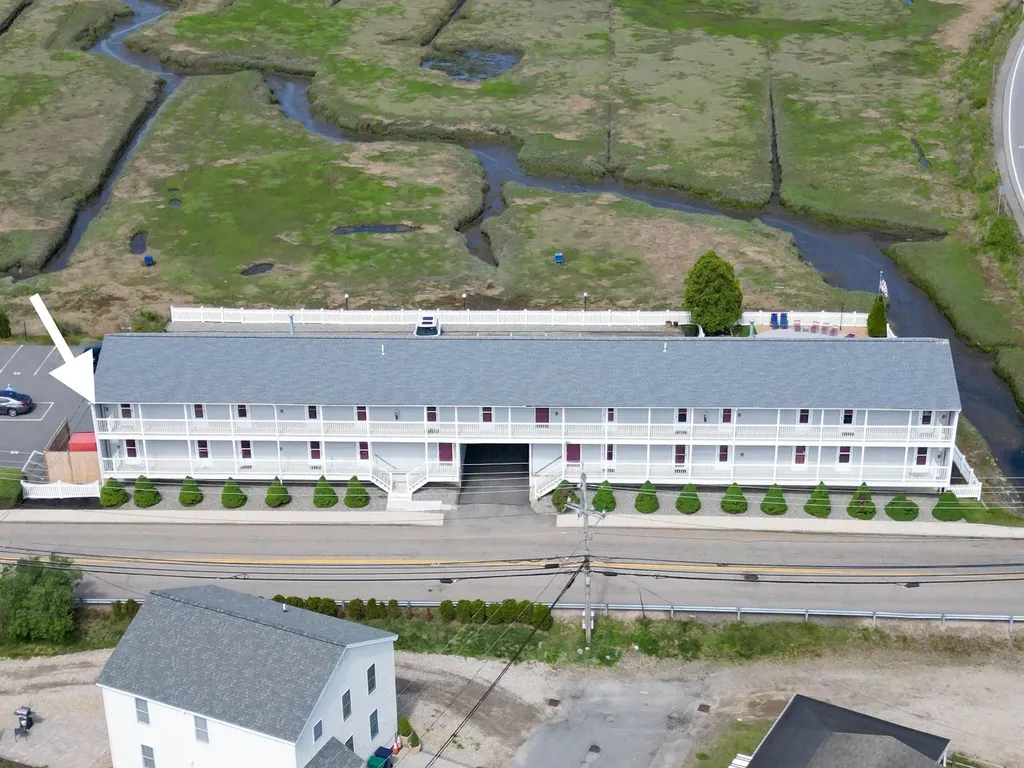 20 Brown Avenue Hampton NH 03842
