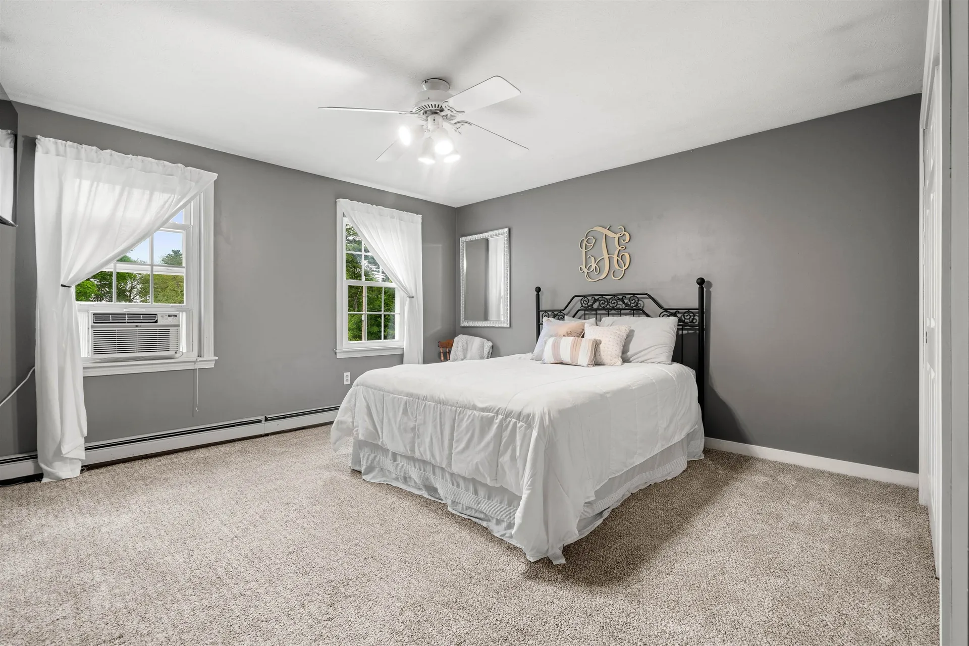 44 Brickyard Drive Litchfield NH 03052