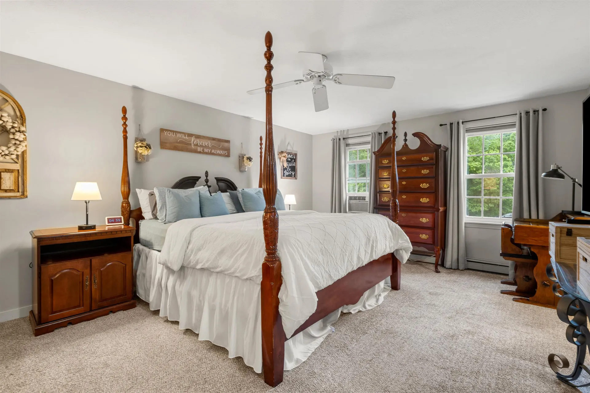 44 Brickyard Drive Litchfield NH 03052